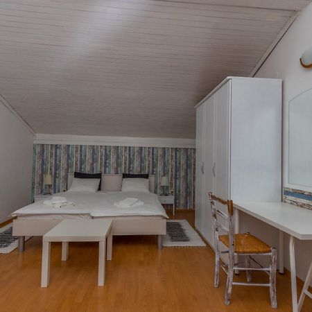 Apartments Martina Ядраново Екстериор снимка